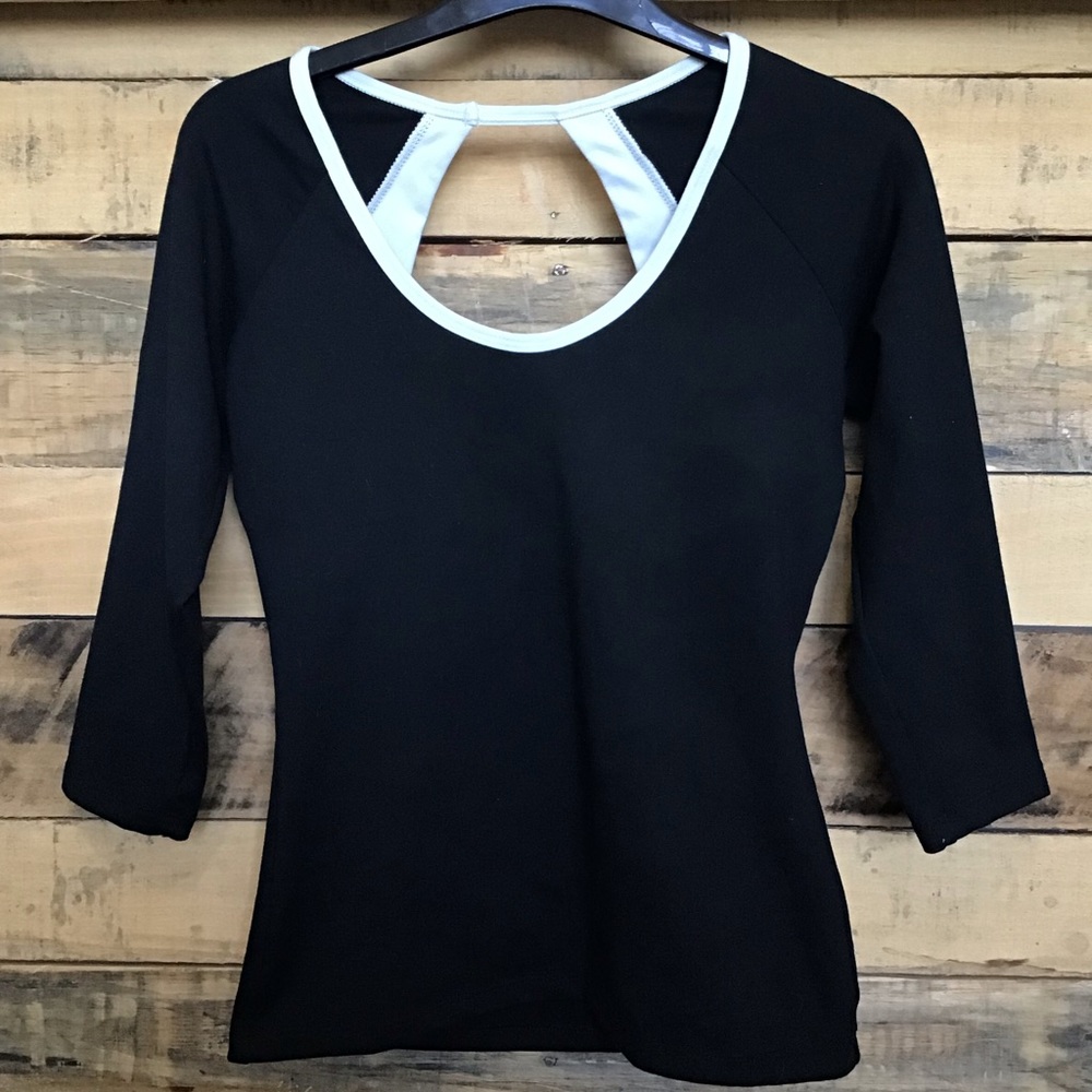 PRANA half sleeve backless fitted workout top